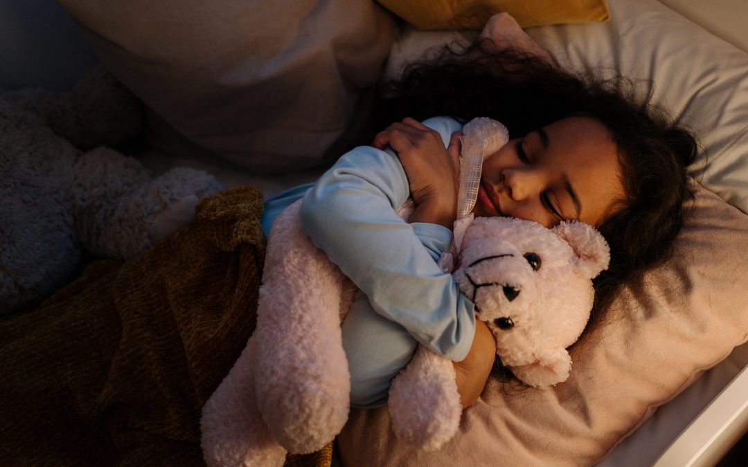 Como fazer os pequenos dormirem mais cedo?